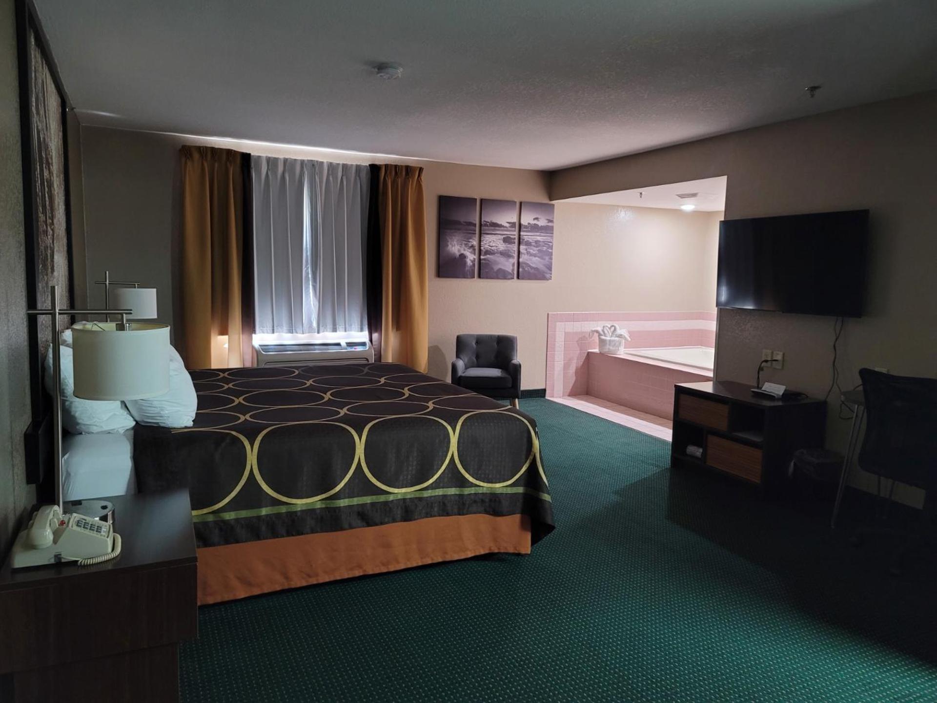 Hotel Super 8 By Wyndham Ionia Mi Esterno foto